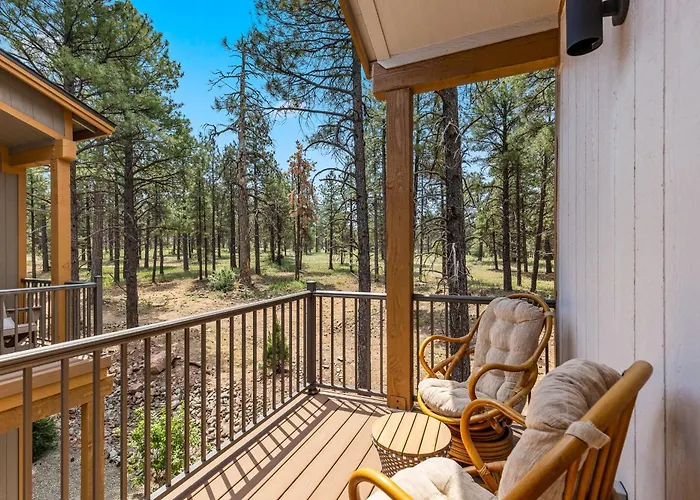 Holiday home Elegant New Construction With Scenic Forest Views